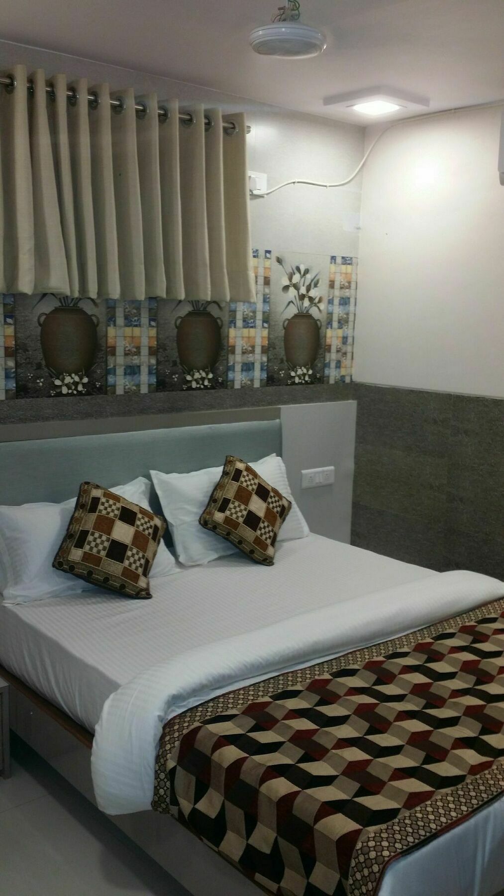 Kf Residency Hotel Mumbai Bagian luar foto