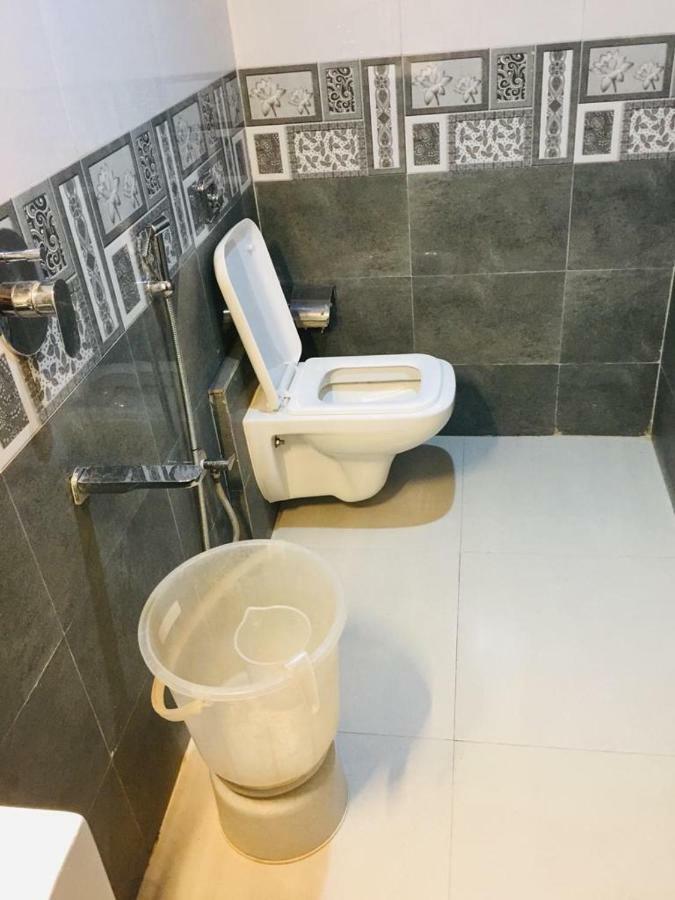 Kf Residency Hotel Mumbai Bagian luar foto