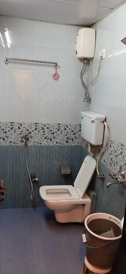 Kf Residency Hotel Mumbai Bagian luar foto